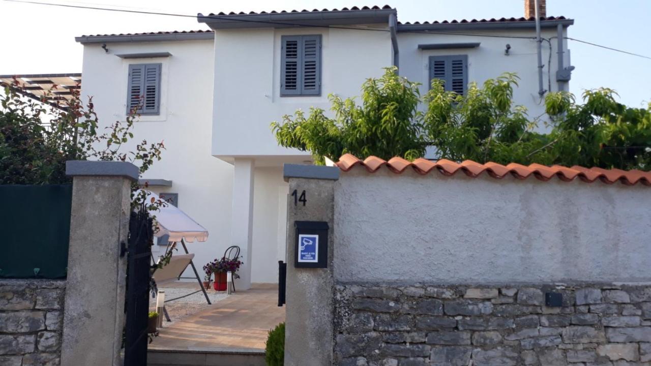 Holiday Home Dioniza Vodnjan Eksteriør bilde